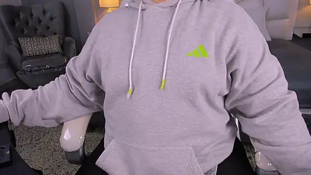 Miss Francheska online show from 02.05.26