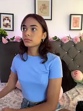 Im Lyan online show from 11.18.25