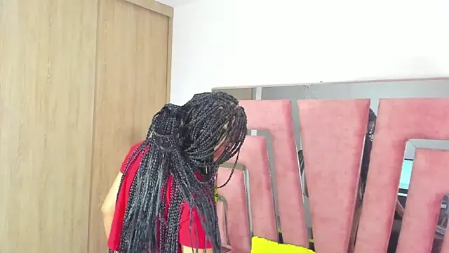 MaraKarly online show from 11.04.25