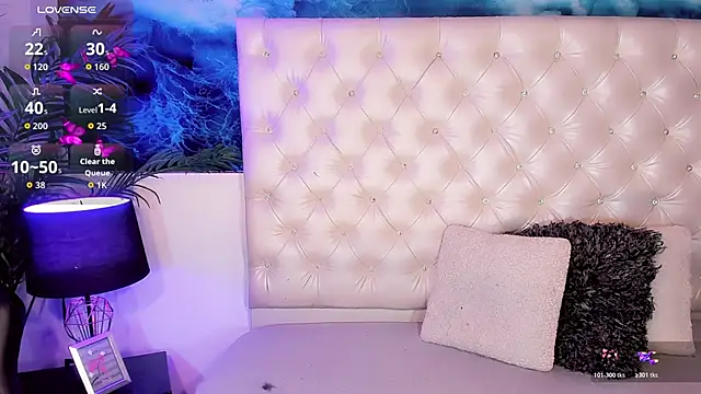 Valeria Swett  online show from 05.22.26