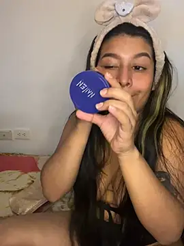  Chloe Smith online show from 03.25.26