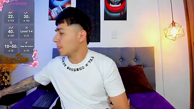 Nicolas James Sc online show from 10.23.25