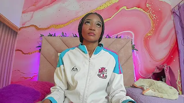 Taylor oriana  online show from 09.29.25