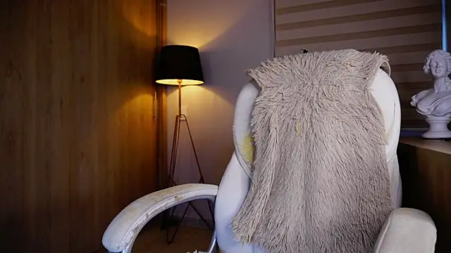 Erick Thompsonx online show from 09.26.25