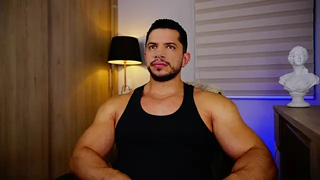 Erick Thompsonx online show from 04.06.26