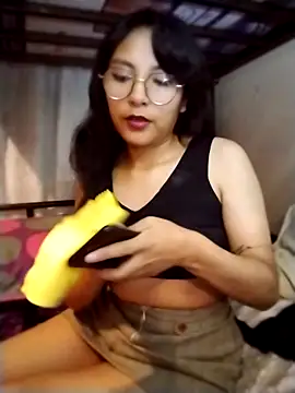 Regina Shine online show from 10.17.25