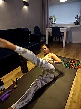 BabyFaceMia online show from 10.06.25