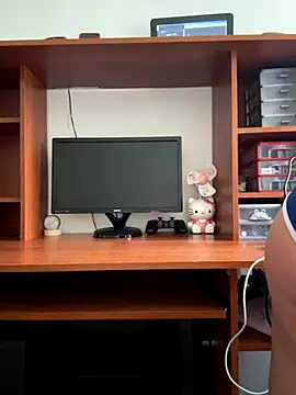 Yui-Ch06 online show from 10.13.25