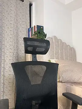 Sara-Evans online show from 10.21.25