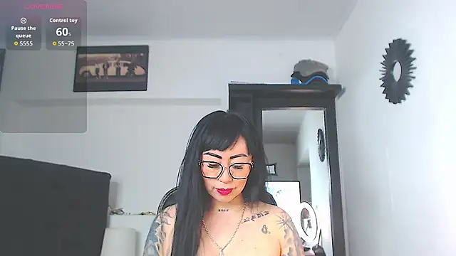 Vicky hotmilf online show from 04.10.26