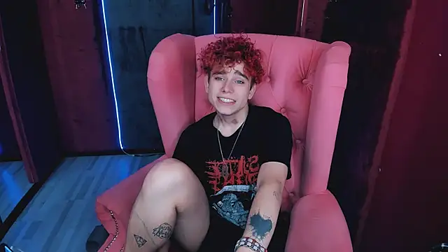 Snapshot of Blaiz_Vok chatting on 11.02.25 Blaiz Vok online show from 11.02.25