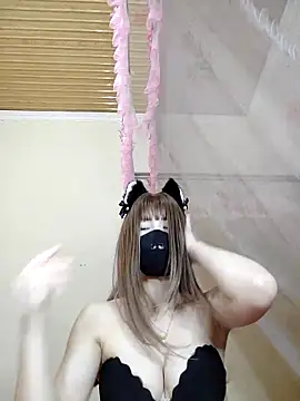 Snapshot of Helen69x chatting on 10.17.25 Helen69x online show from 10.17.25