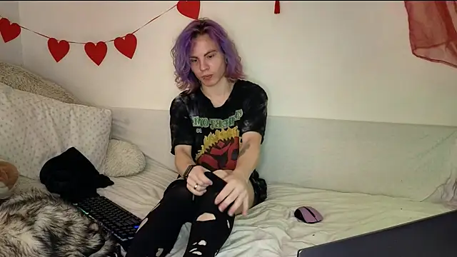 Snapshot of SparkyFerret chatting on 07.19.26 SparkyFerret online show from 07.19.26