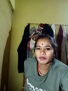 Snapshot of Jaya_Iyer chatting on 11.17.25 Jaya Iyer online show from 11.17.25