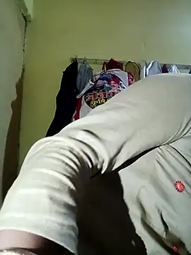 Snapshot of Jaya_Iyer chatting on 11.21.25 Jaya Iyer online show from 11.21.25