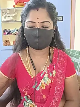 Snapshot of tamilammukuttyy chatting on 07.05.26 tamilammukuttyy online show from 07.05.26