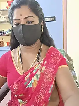 Snapshot of tamilammukuttyy chatting on 07.05.26 tamilammukuttyy online show from 07.05.26