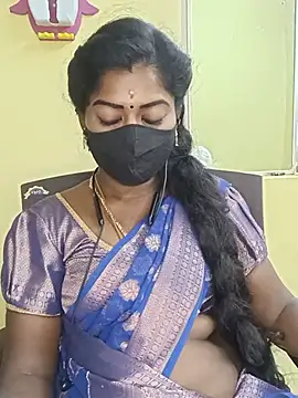 Snapshot of tamilammukuttyy chatting on 07.18.26 tamilammukuttyy online show from 07.18.26