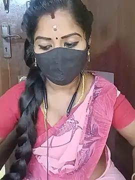 Snapshot of tamilammukuttyy chatting on 07.18.26 tamilammukuttyy online show from 07.18.26