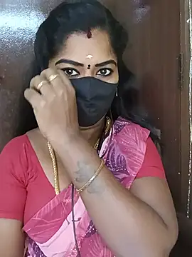 Snapshot of tamilammukuttyy chatting on 07.25.26 tamilammukuttyy online show from 07.25.26