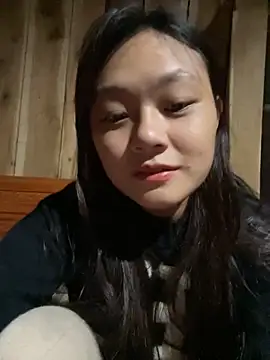 mai-xinh online show from 11.03.25