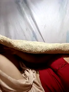 Snapshot of xinhxinhcute chatting on 10.24.25 xinhxinhcute online show from 10.24.25