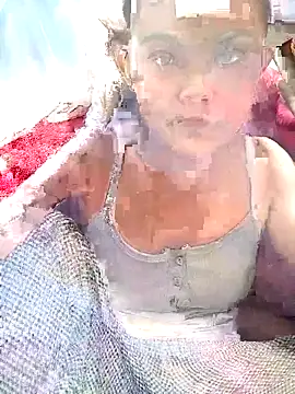 Snapshot of xinhxinhcute chatting on 10.31.25 xinhxinhcute online show from 10.31.25