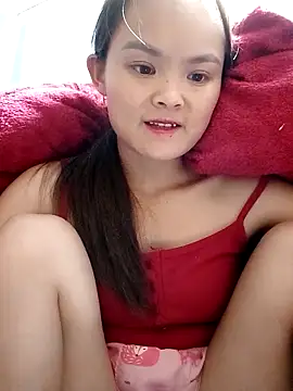 Snapshot of xinhxinhcute chatting on 11.09.25 xinhxinhcute online show from 11.09.25