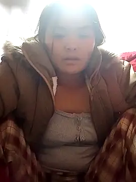 Snapshot of xinhxinhcute chatting on 11.28.25 xinhxinhcute online show from 11.28.25