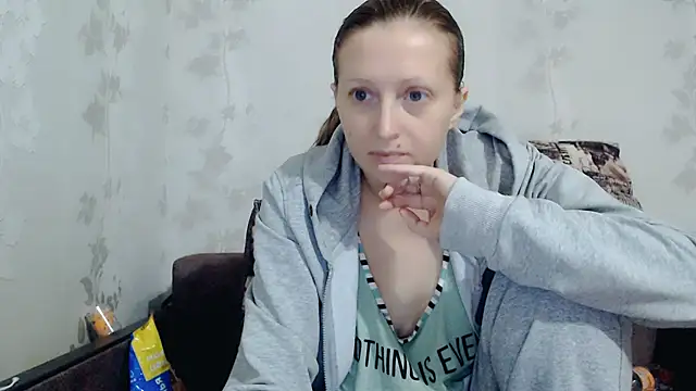 Snapshot of angelllsexy chatting on 11.02.25 angelllsexy online show from 11.02.25