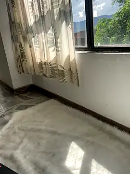 GiorgiaLuxee online show from 09.21.25