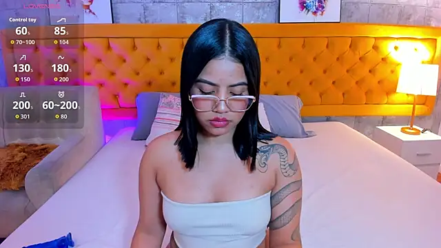 LiilithNova online show from 02.25.26