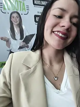 CHARLOTTE  05 online show from 12.01.25