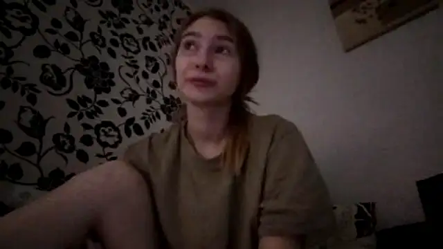 Snapshot of Nymera_flare chatting on 10.13.25 Nymera flare online show from 10.13.25