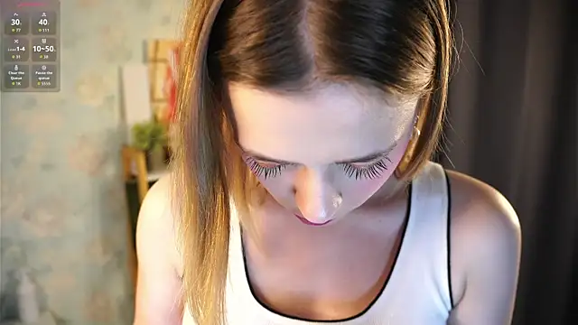 HollieCollelo online show from 02.24.26