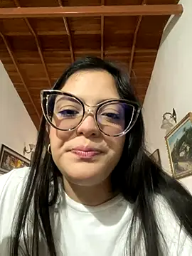 alilith online show from 10.25.25