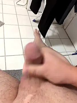 Snapshot of philipxxx chatting on 09.22.25 philipxxx online show from 09.22.25