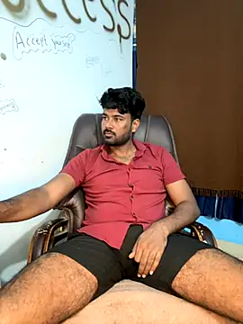 MeekBatgirl online show from 11.11.25