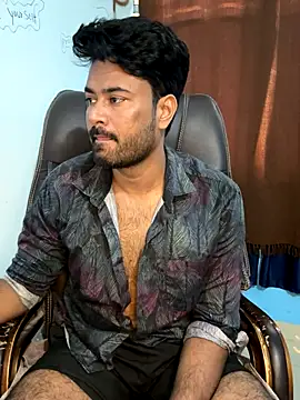 MeekBatgirl online show from 11.15.25