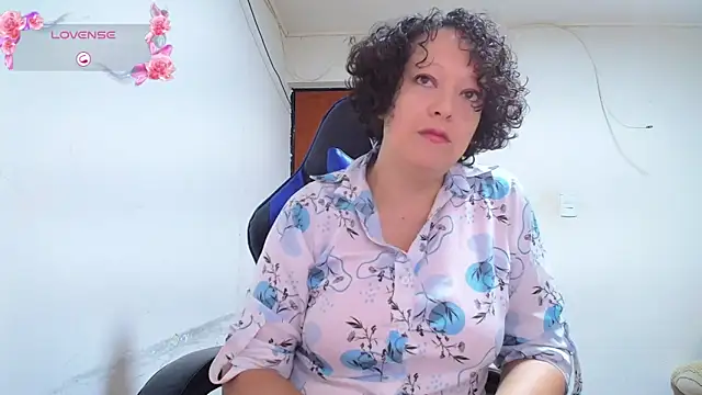 Miss Oriana online show from 10.27.25