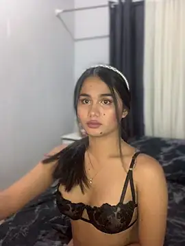 Snapshot of AngelHille chatting on 03.13.26 AngelHille online show from 03.13.26