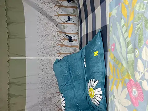 icewoman888 online show from 10.25.25