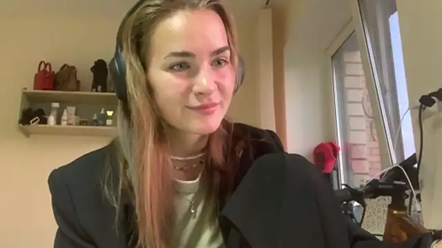 Snapshot of BunnyTiedeman chatting on 09.08.25 BunnyTiedeman online show from 09.08.25