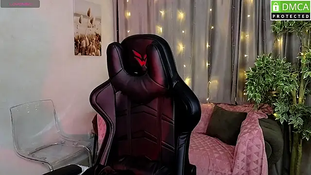 Roxy foxi online show from 11.24.25