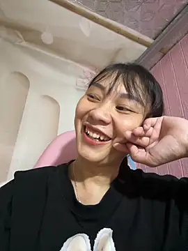 Snapshot of Almond-cute chatting on 09.21.25 Almond-cute online show from 09.21.25