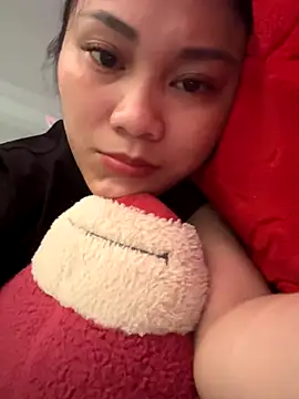 Snapshot of Almond-cute chatting on 09.25.25 Almond-cute online show from 09.25.25