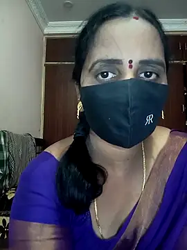 Snapshot of Mee_harini-telugupilla chatting on 10.12.25 Mee harini-telugupilla online show from 10.12.25