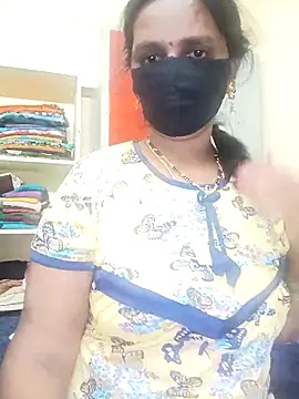 Snapshot of Mee_harini-telugupilla chatting on 10.19.25 Mee harini-telugupilla online show from 10.19.25
