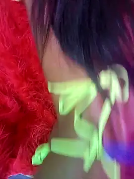 BunnyBloom25 online show from 04.20.26