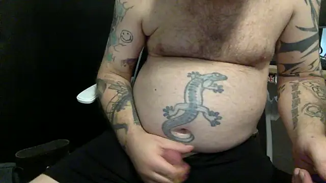 Snapshot of edger4lif3 chatting on 09.25.25 edger4lif3 online show from 09.25.25